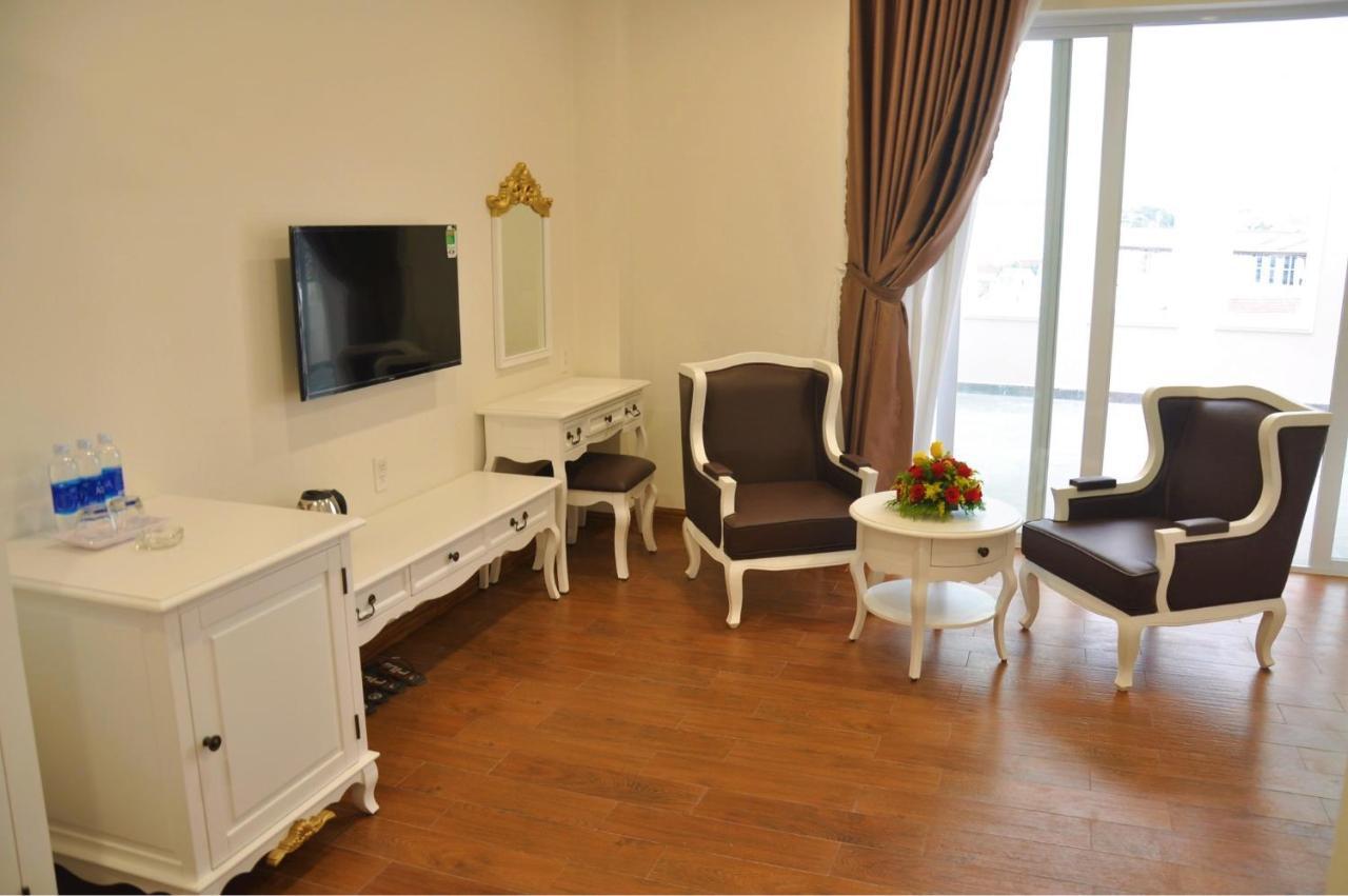 Carita Hotel Dalat Exterior foto